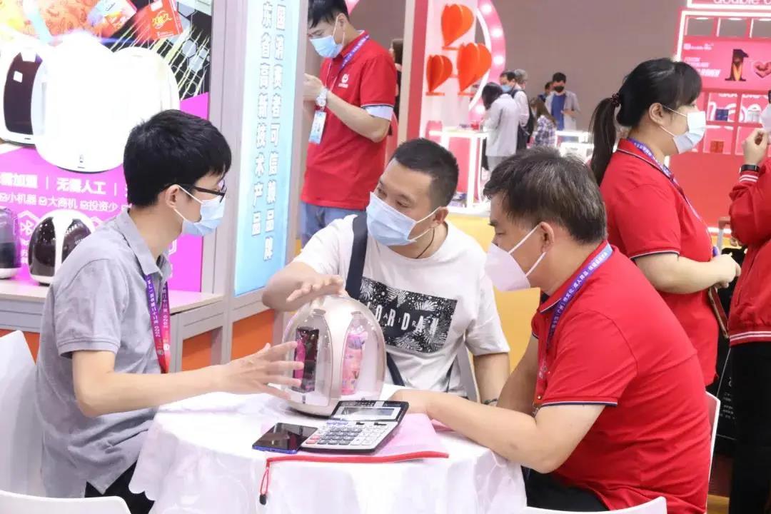 互聯(lián)網(wǎng)+新零售“全新商業(yè)模式,酒店智能無人售貨機(jī)(圖4)